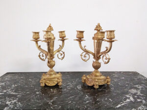 candelabri antichi in bronzo dorato